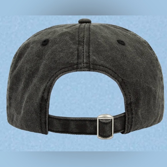 Authentic Taylor Swift TS WASHED BLACK DAD HAT Original Sealed W/ Purple Hearts - Picture 2 of 11